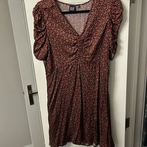 Gap floral satin dress. Never worn.